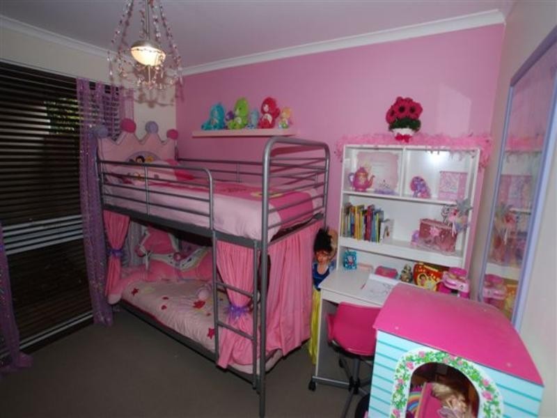 2 Pitman Court, Redwood Park SA 5097