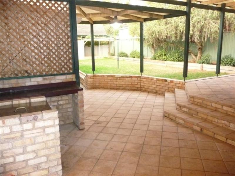 223 Hancock Road, Banksia Park SA 5091