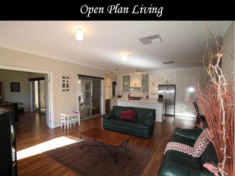 21 Clinker Circuit (The Settlement), Golden Grove SA 5125