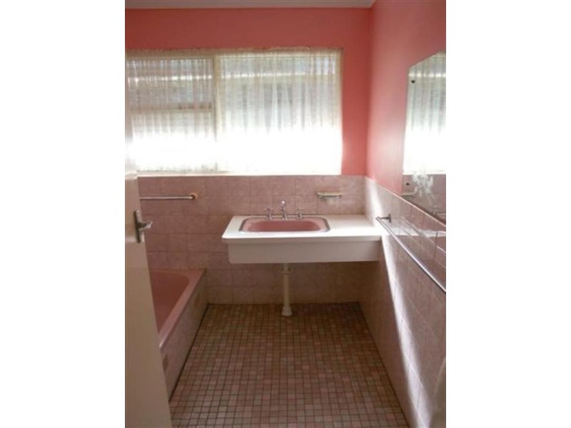 787 North East Road, Valley View SA 5093