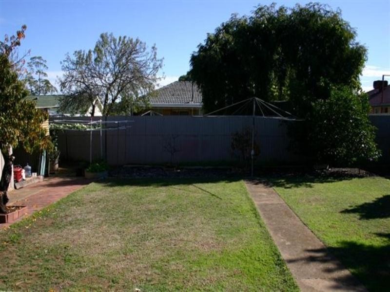 787 North East Road, Valley View SA 5093