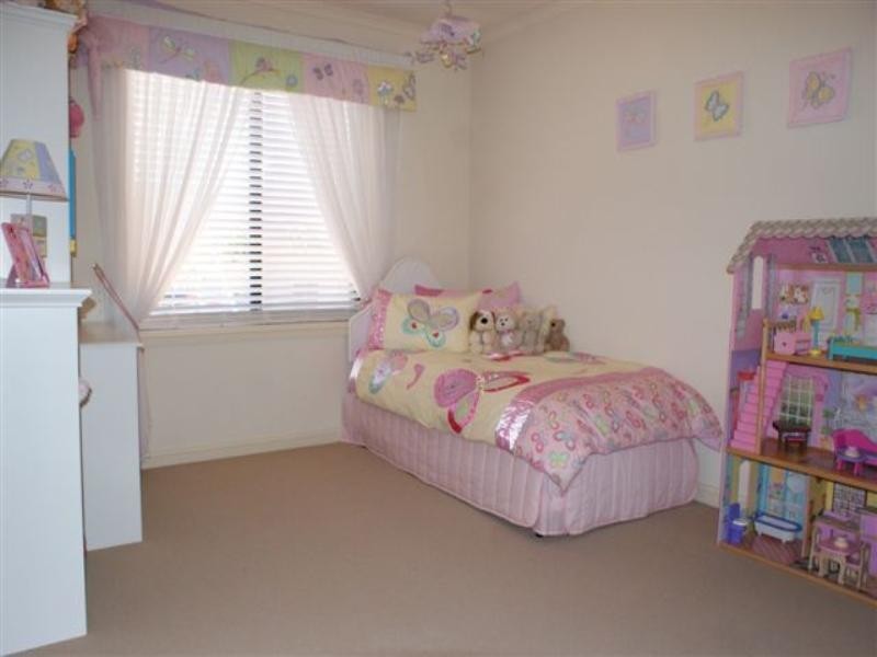 24 Chapel Hill Road, Greenwith SA 5125