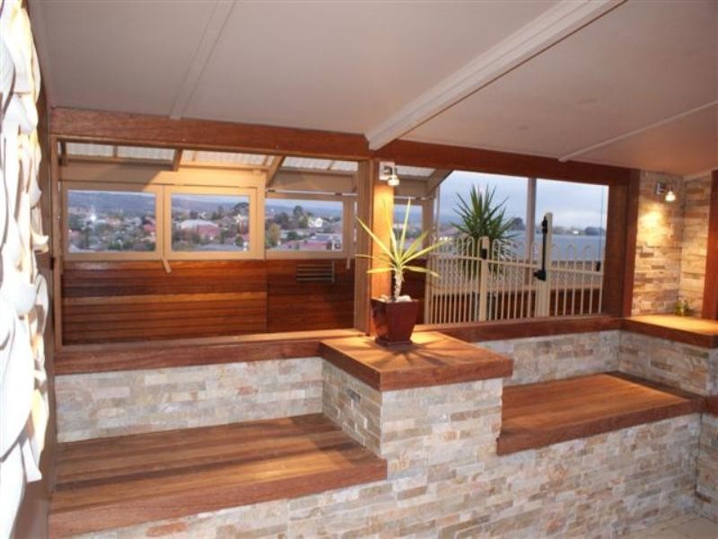 24 Chapel Hill Road, Greenwith SA 5125
