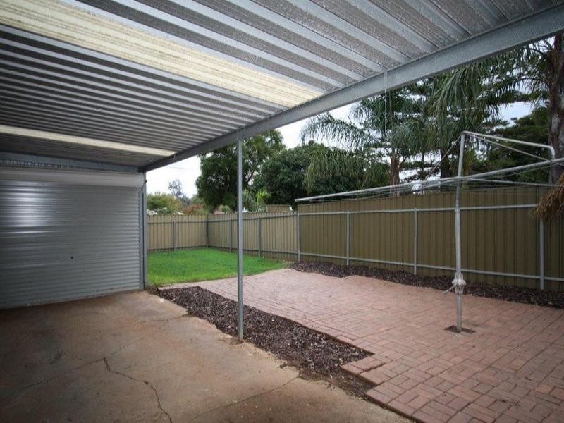 1 Clifton Court, Modbury SA 5092