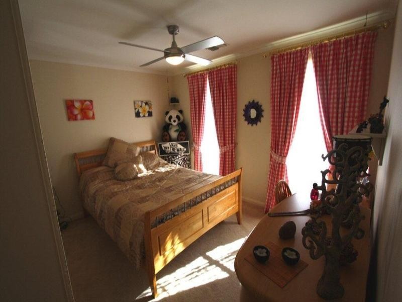 15 Rokewood Circuit, Golden Grove SA 5125