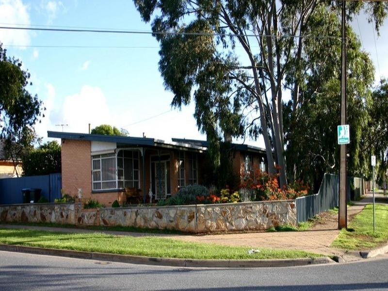 15 Pauls Drive, Valley View SA 5093