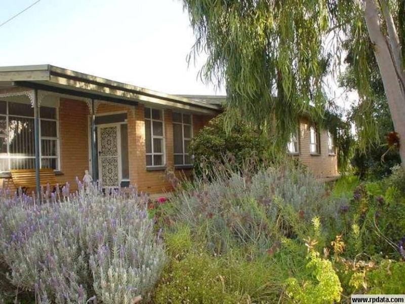 15 Pauls Drive, Valley View SA 5093