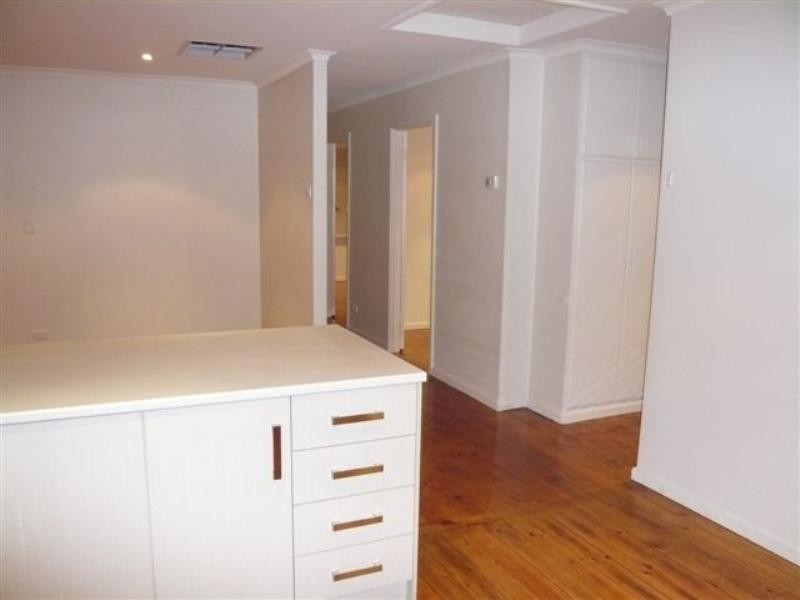 2 Burford Street, Elizabeth Downs SA 5113