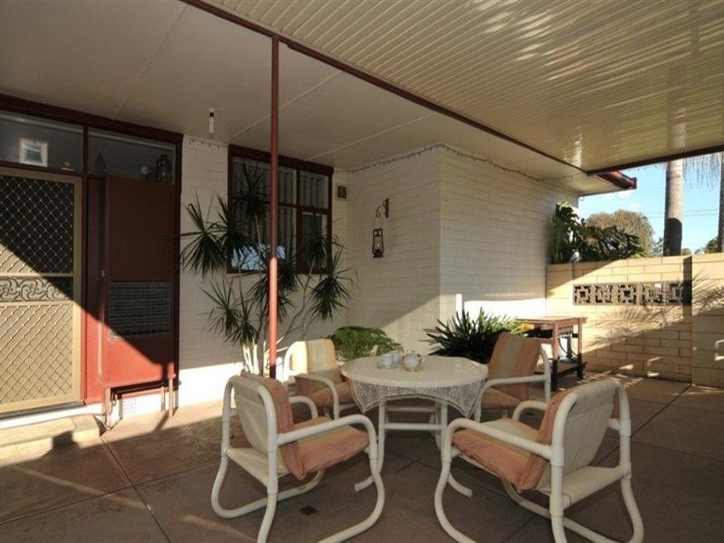 14 Kennett Street, Para Hills SA 5096