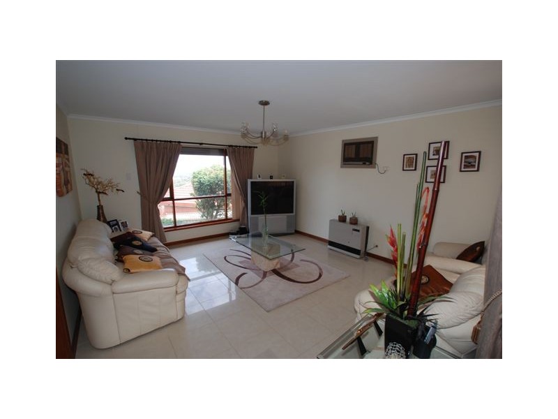 5 Hampton Court, Hillbank SA 5112