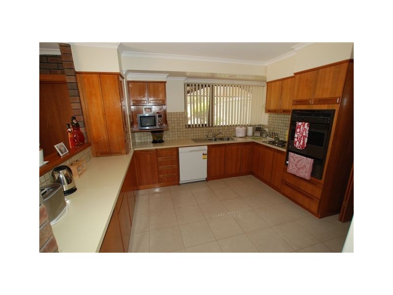 5 Hampton Court, Hillbank SA 5112