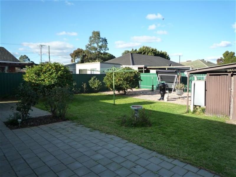 4 Pulteney Road, Brahma Lodge SA 5109