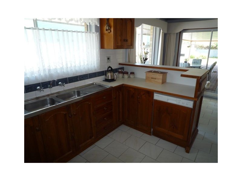 59 Eyre Crescent, Valley View SA 5093