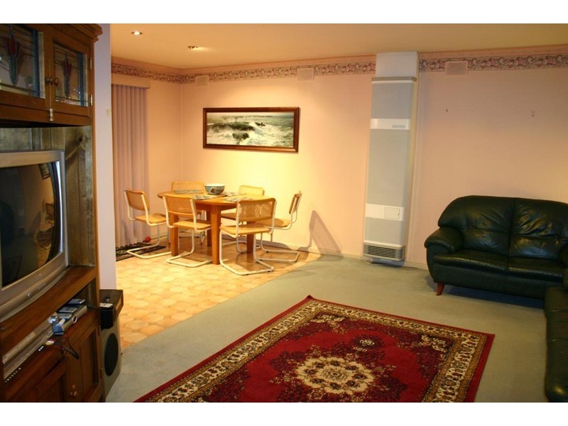 811 North East Road, Valley View SA 5093