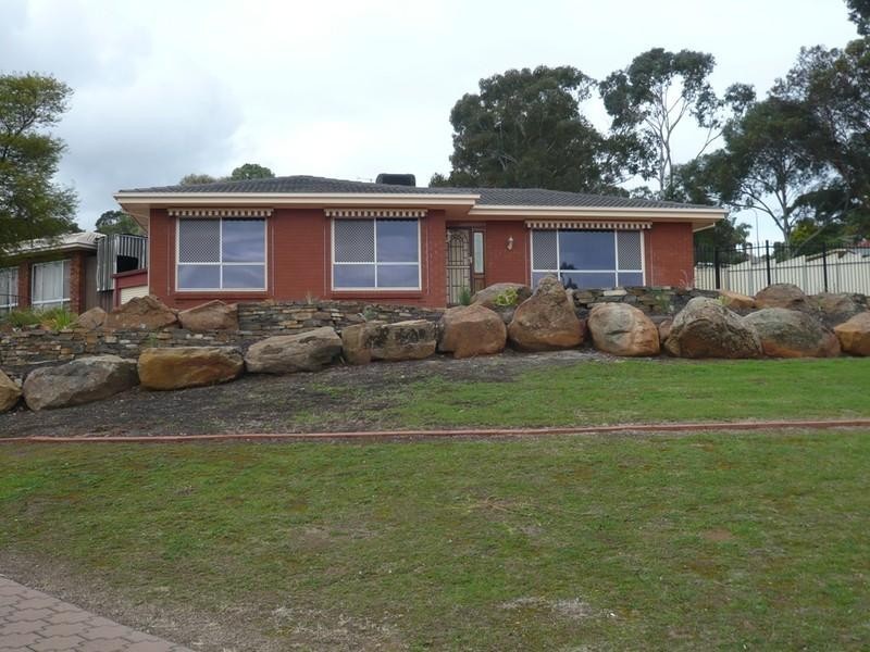 9 Kiekebusch Road, Gulfview Heights SA 5096