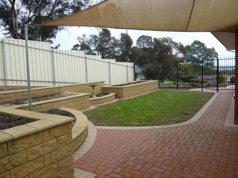 9 Kiekebusch Road, Gulfview Heights SA 5096