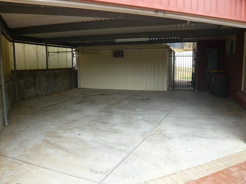 9 Kiekebusch Road, Gulfview Heights SA 5096