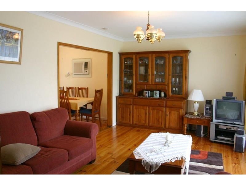 4 Willson Road, Gilles Plains SA 5086