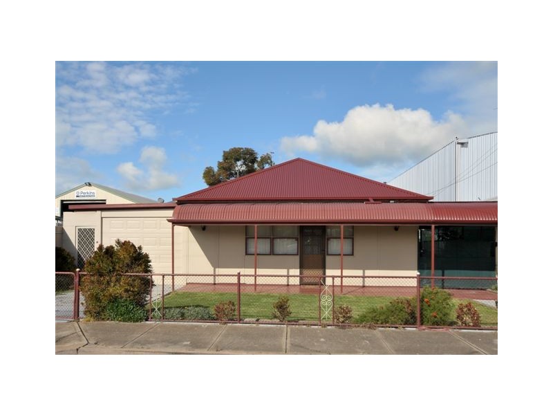 9 Sixth Street, Wingfield SA 5013