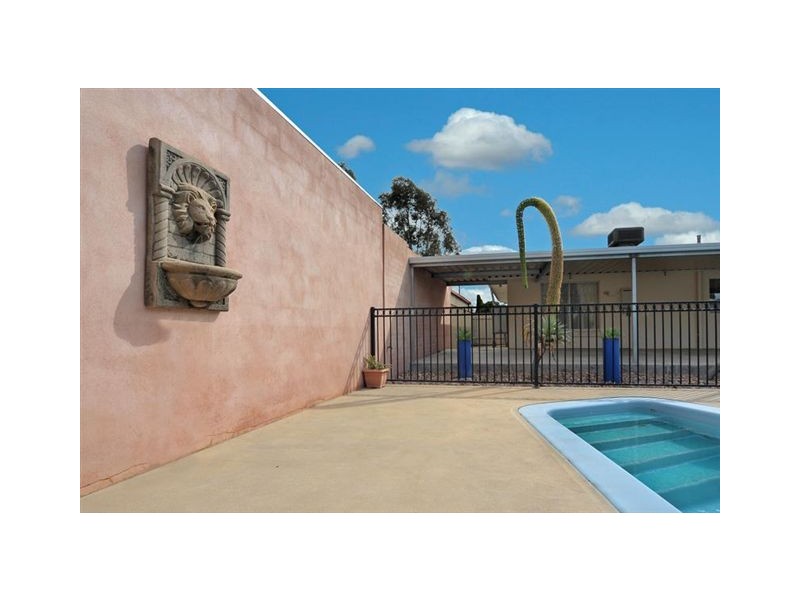 14 Karyn Crescent, Brahma Lodge SA 5109