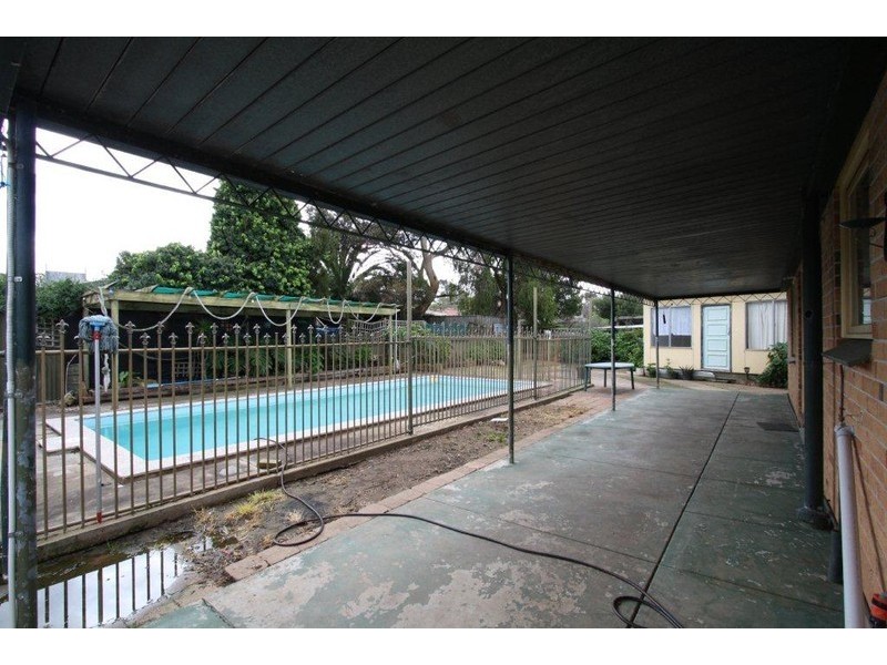 40 Wahroonga Avenue, Valley View SA 5093