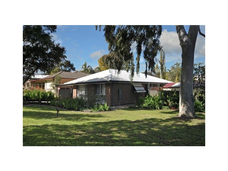 15 Green Road, Hope Valley SA 5090