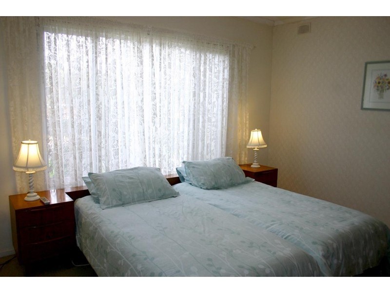 5 Maidos Grove, Valley View SA 5093