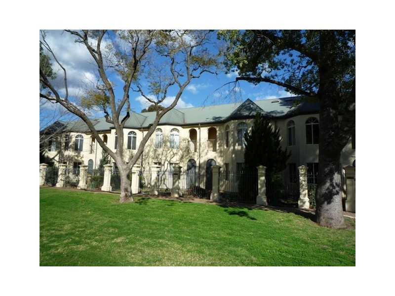 2 Elm Lane, Glenside SA 5065