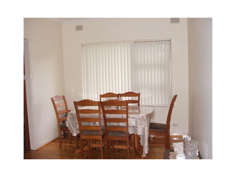 10 Hinton Avenue, Para Hills SA 5096