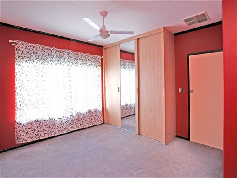 1 Garra Avenue, Modbury SA 5092