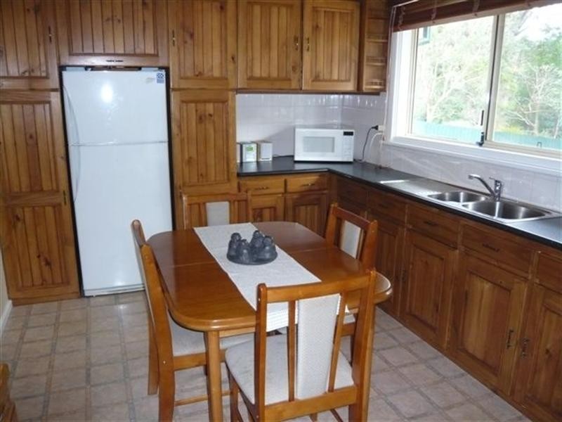 18 School Drive, Banksia Park SA 5091