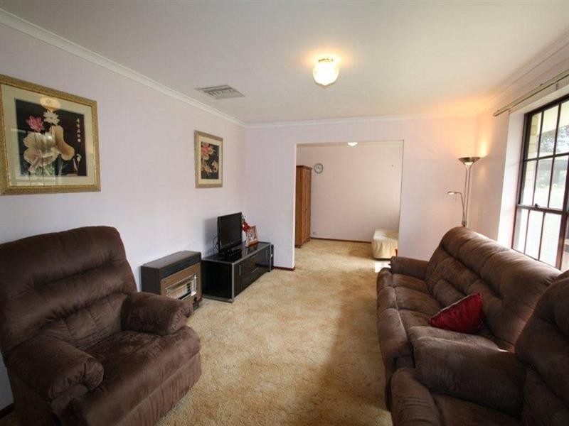 6 Neptune Avenue, Modbury Heights SA 5092