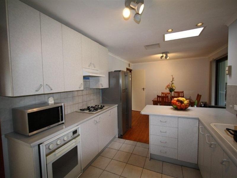 6 Neptune Avenue, Modbury Heights SA 5092