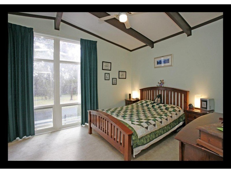 58 Down Drive, Valley View SA 5093