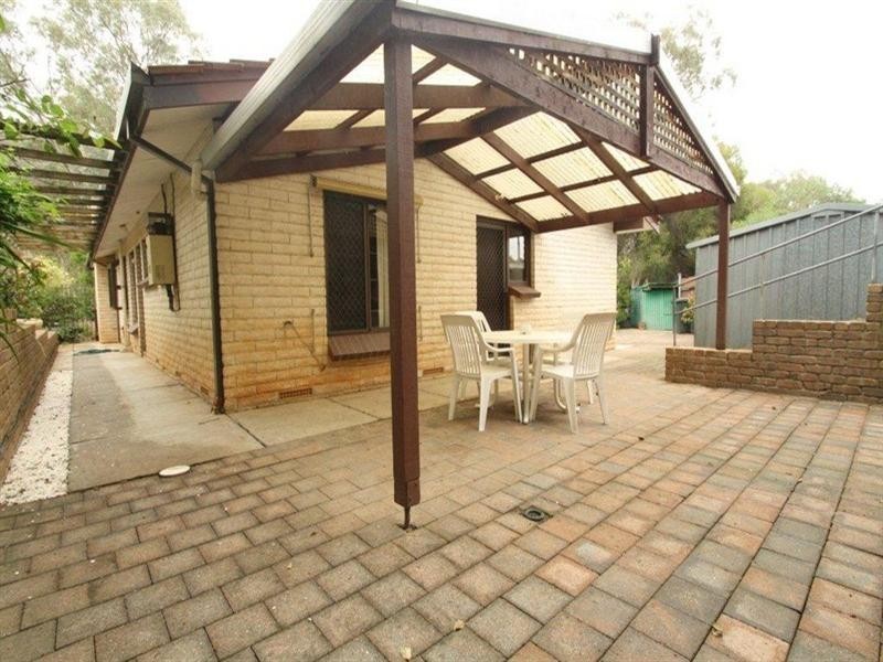 6 Lincoln Drive, Redwood Park SA 5097