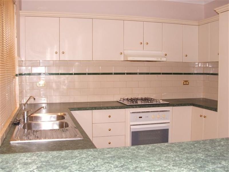 8 March Street, Greenwith SA 5125