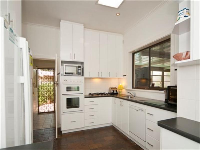 4 Ian Street, Broadview SA 5083