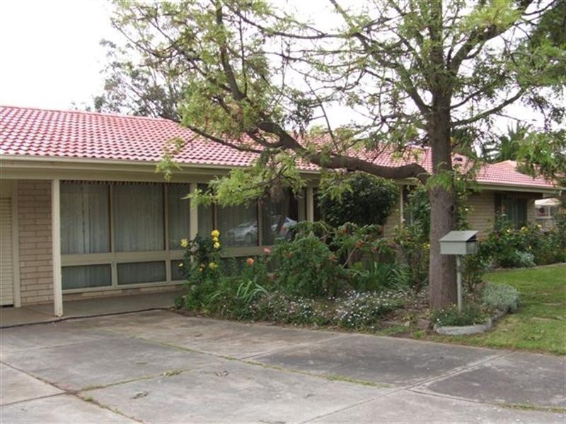 32 Kildonan Avenue, Para Vista SA 5093