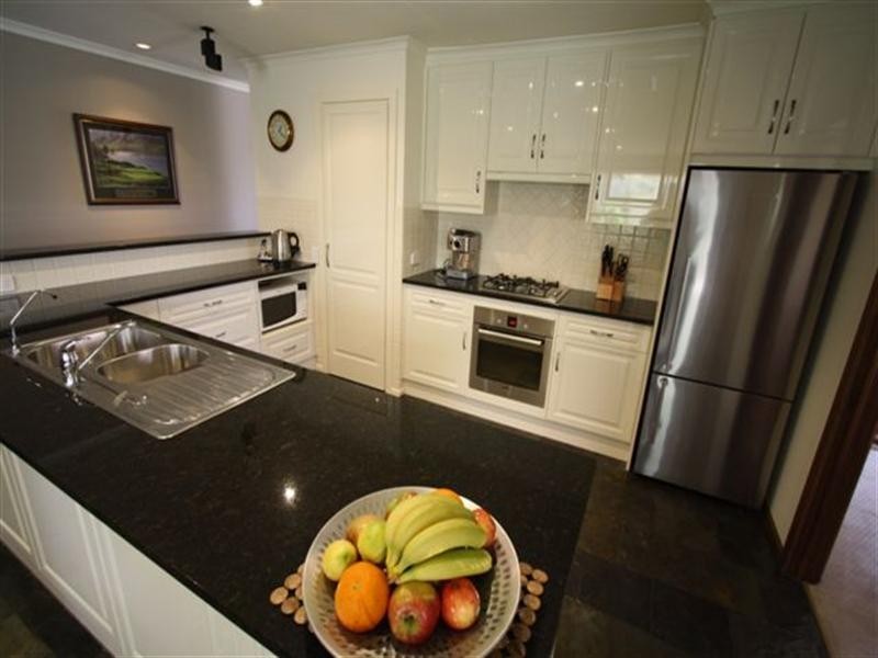 46 Park Lake Drive, Wynn Vale SA 5127