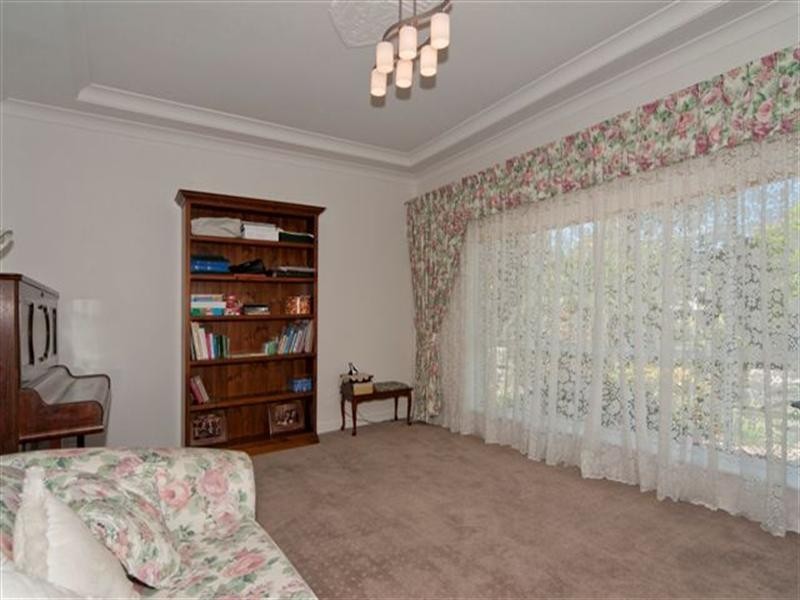 10 Rosewood Road, Highbury SA 5089