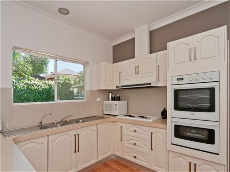 10 Rosewood Road, Highbury SA 5089