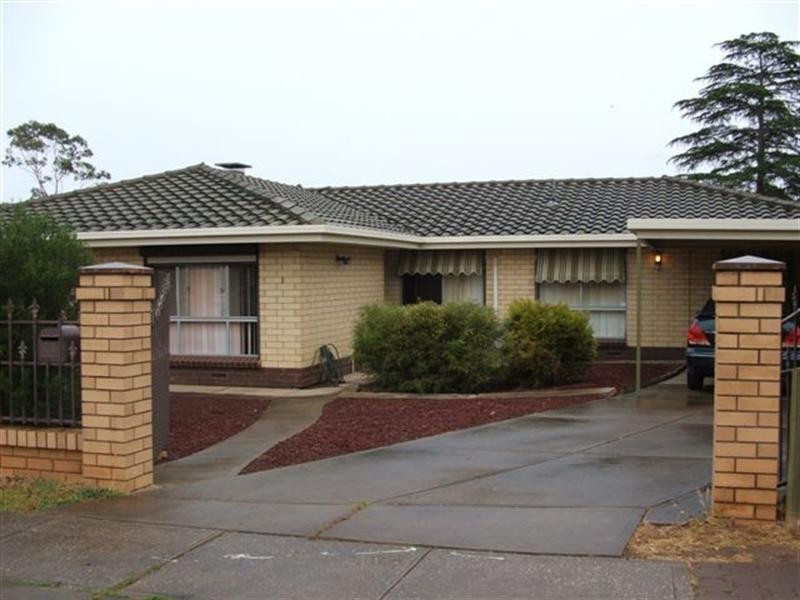 1 Aquamarine Avenue, Salisbury East SA 5109
