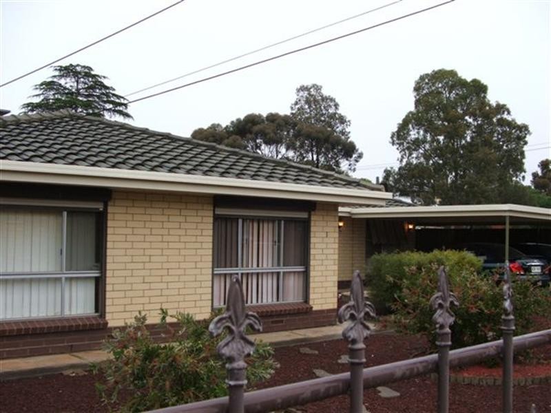 1 Aquamarine Avenue, Salisbury East SA 5109