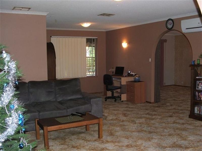 1 Aquamarine Avenue, Salisbury East SA 5109