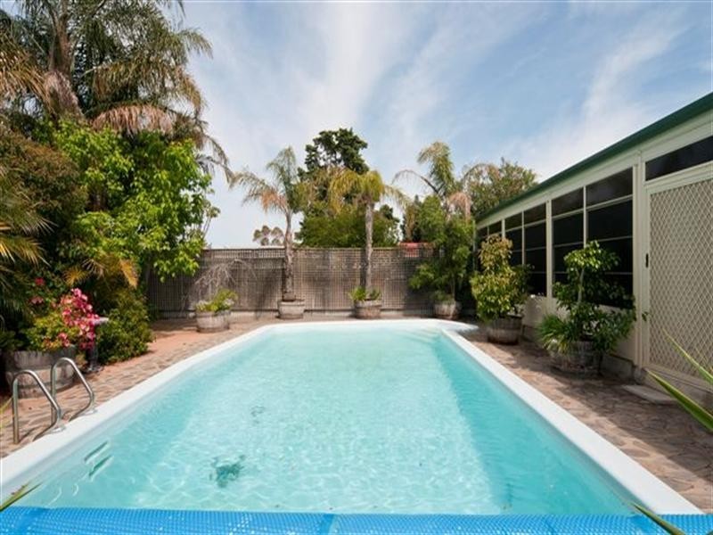 4 Ian Street, Broadview SA 5083