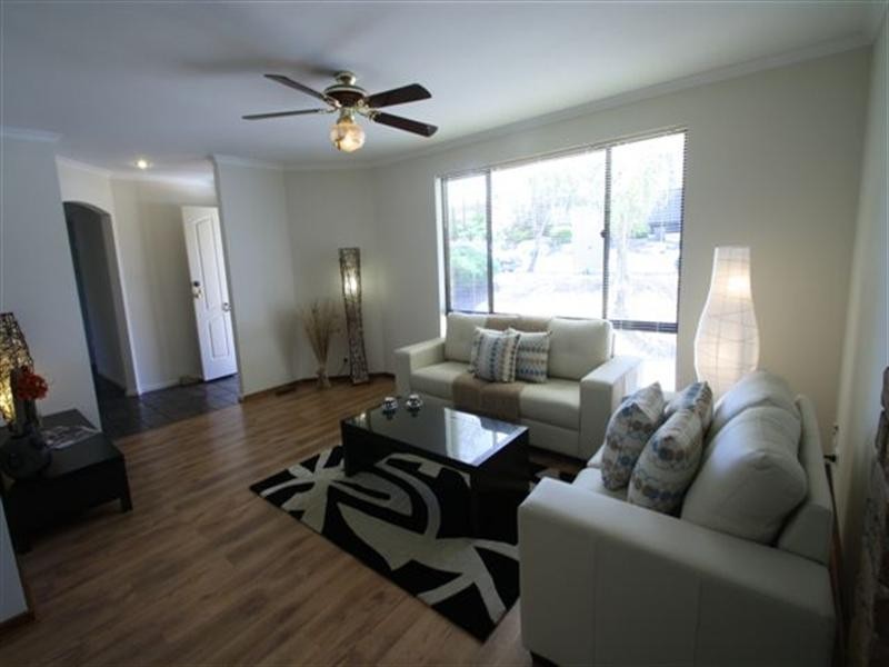 10 Carriage Way, Gulfview Heights SA 5096