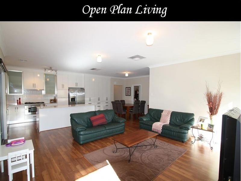 21 Clinker Circuit (The Settlement), Golden Grove SA 5125