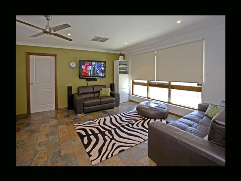 20 O’Loughlin Road, Valley View SA 5093