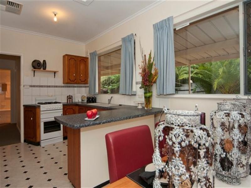 16 Brigalow Avenue, Modbury SA 5092