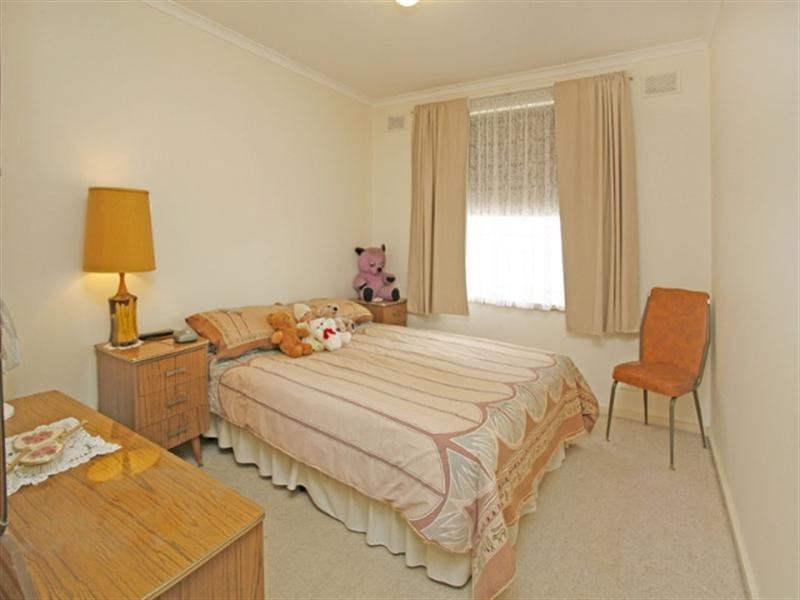 15 Pierre Road, Modbury SA 5092